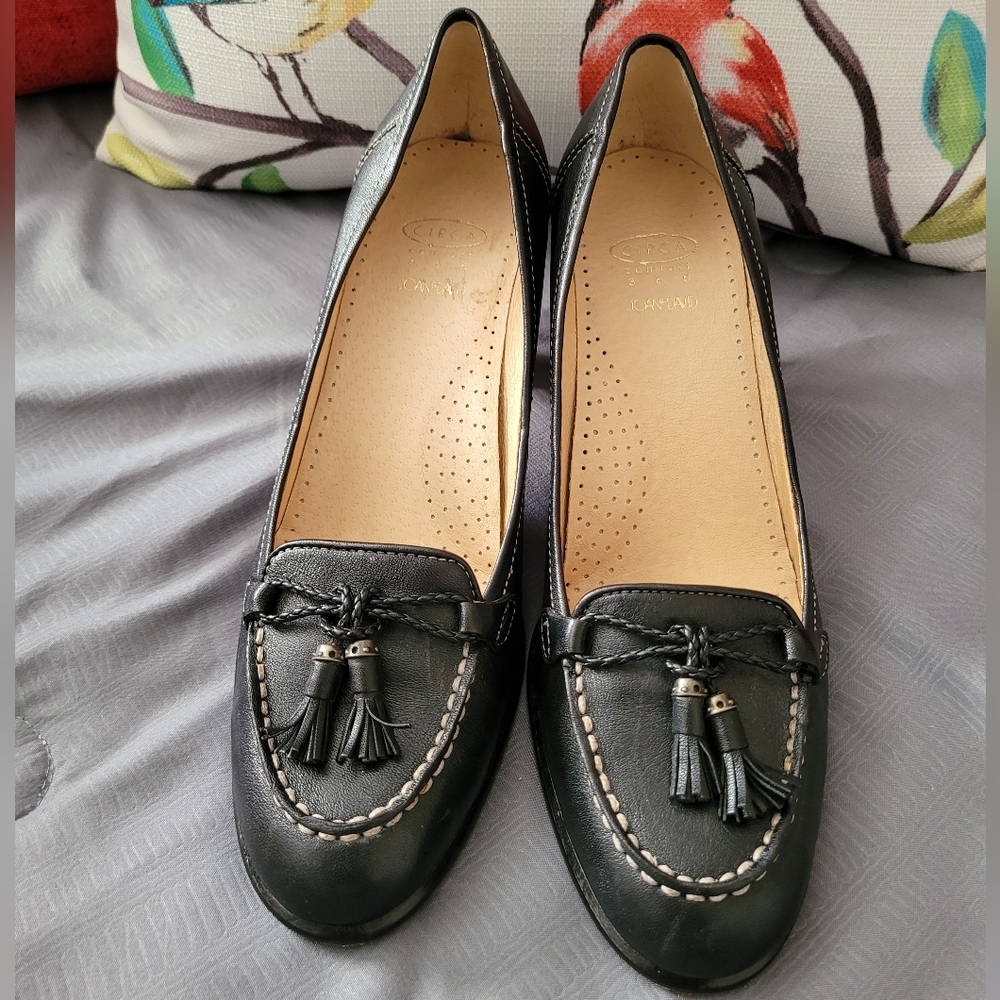 Circa Joan & David Comfort Leather Loafer Pump / Heel, Sz 7.5M, Black
